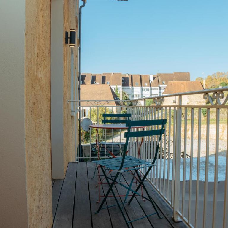 Superbe appartement entier et traversant 135m2, classé 5 étoiles, Sarlat centre - Two-Bedroom Apartment - 37