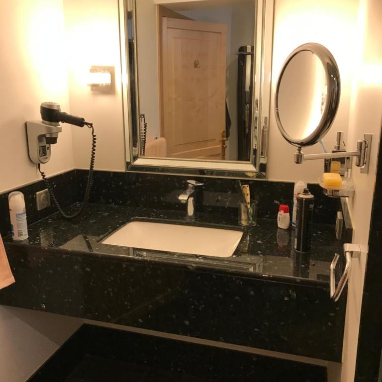 Superbe appartement entier et traversant 135m2, classé 5 étoiles, Sarlat centre - Two-Bedroom Apartment - 25