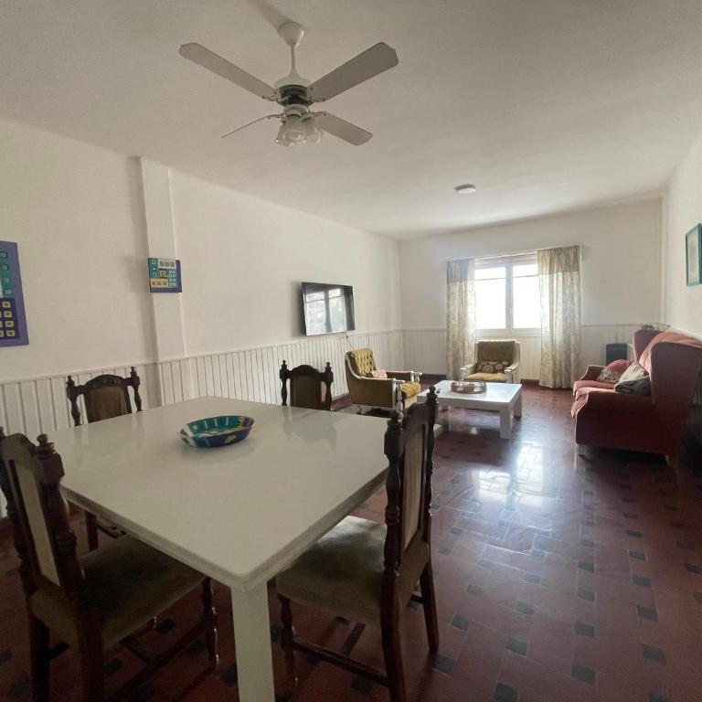 Calle 16 - One-Bedroom Apartment - 10