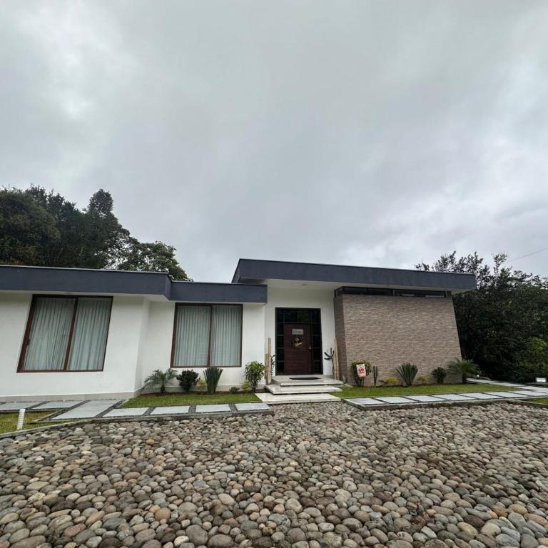 Casa vacacional en Pedro Vicente Maldonado - Four-Bedroom House - 15