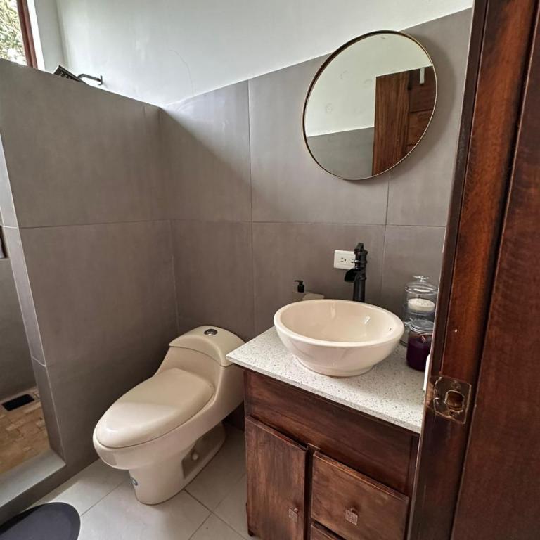 Casa vacacional en Pedro Vicente Maldonado - Four-Bedroom House - 23