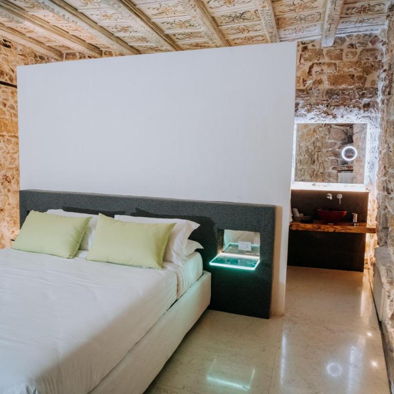 Ambrosia-Timeless Hosting - Double Room with Private Bathroom - 19