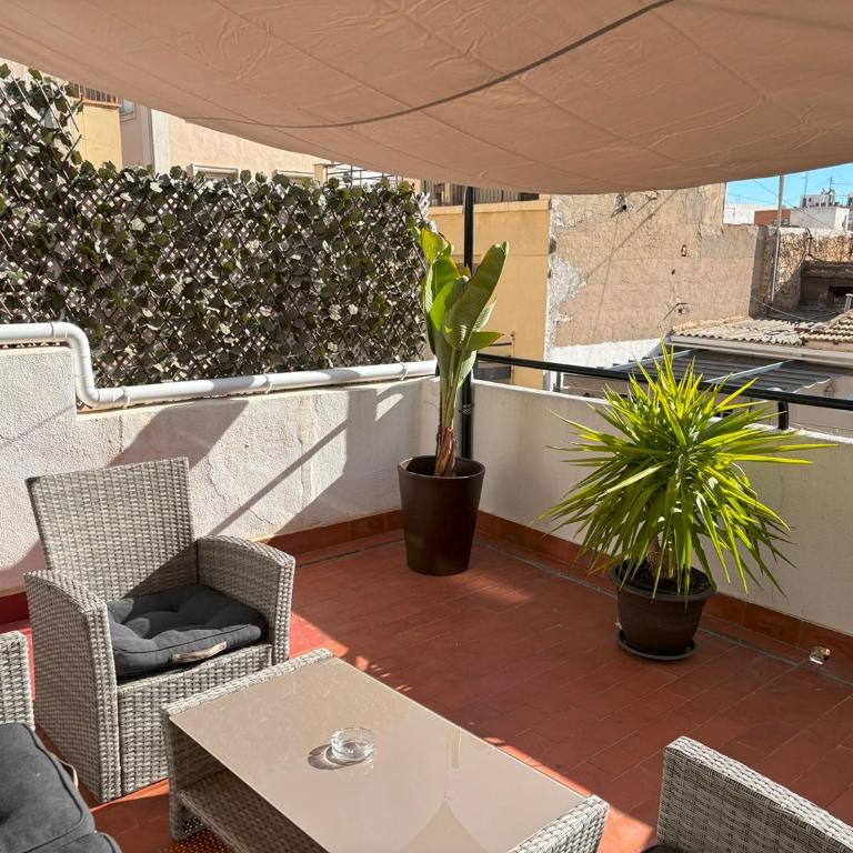 Very beautiful penthouse in the heart of Alicante - One-Bedroom Apartment - 7