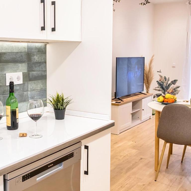 Garden Gran Via Luxury Aire ac PARKING privado by Apartamentos Logrono - Apartamento Deluxe de 3 dormitorios - 12