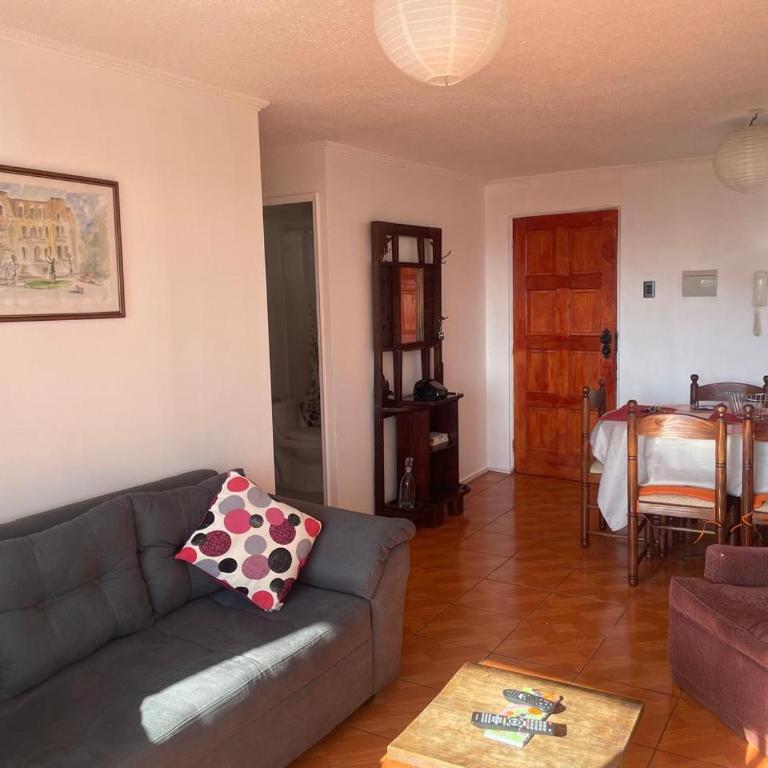 DepartamentoSantaInes - Three-Bedroom Apartment with Balcony - 1