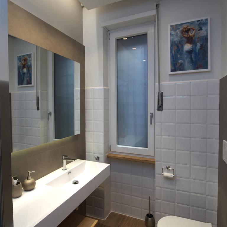 Residenza Roma 19 - Appartamento con 2 Camere da Letto - 8