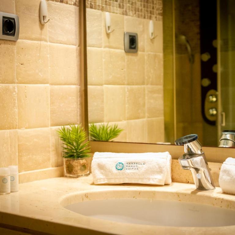 MARBELLA BANUS SUITES - Golden Mile Jardines del Príncipe 1 - Apartamento Premium de 3 dormitorios con balcón - 56