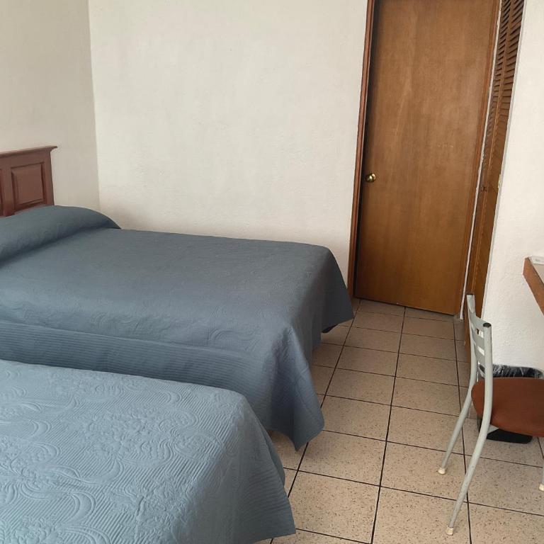 Hotel Camba - Habitación Doble - 2 camas dobles - 16