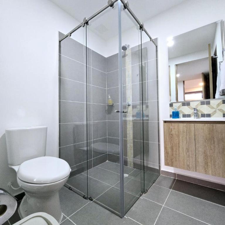 Casa Privada Vacacional a 2m del Aeropuerto Eden, 20m Parque Del Cafe y Armenia tiene Pisicna, Jacuzzy 3HA By Molca Xperiences - Apartamento de 3 dormitorios - 38