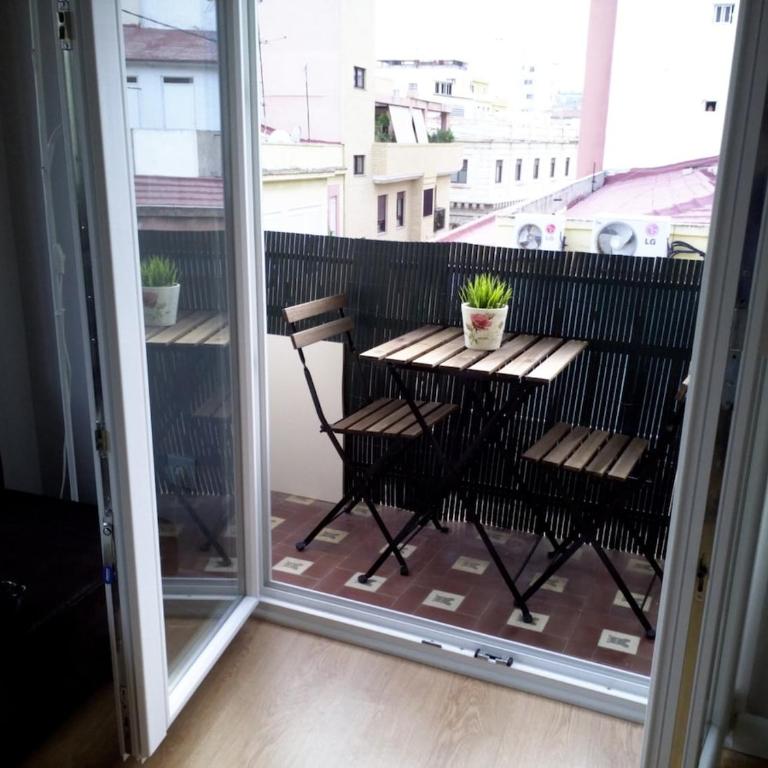 Beautiful apartment downtown Alicante near beach - Three-Bedroom Apartment - 18