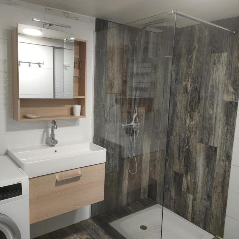 Charmant T2 spacieux au pied de Montdauphin - Appartement 1 Chambre - 15