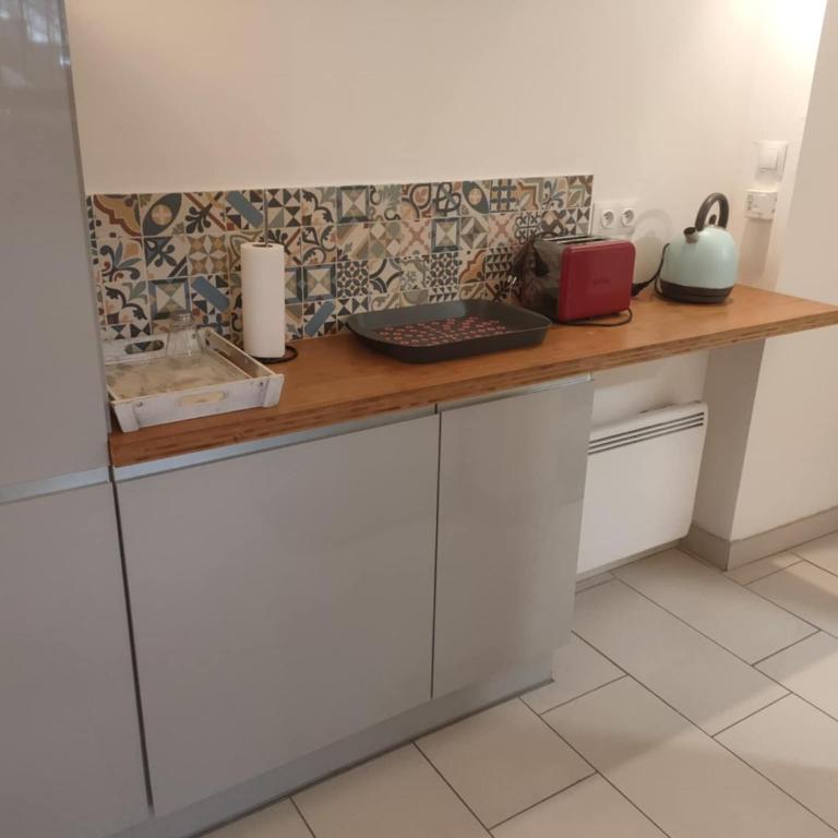 Charmant T2 spacieux au pied de Montdauphin - Appartement 1 Chambre - 18