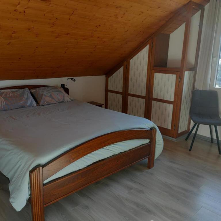Charmant T2 spacieux au pied de Montdauphin - Appartement 1 Chambre - 21