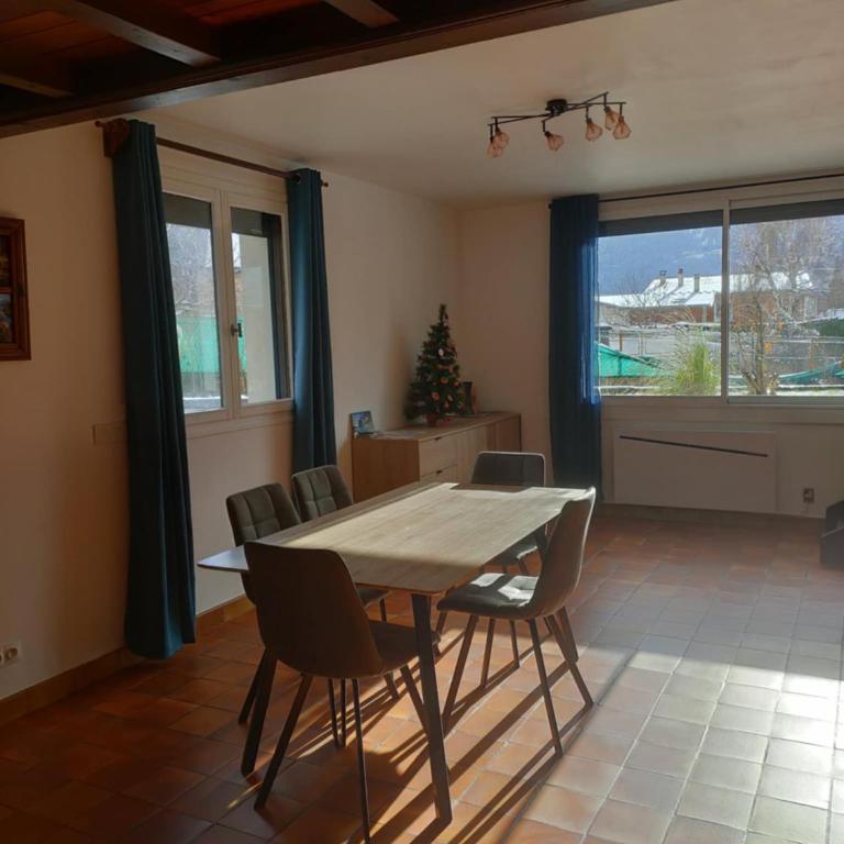 Charmant T2 spacieux au pied de Montdauphin - Appartement 1 Chambre - 11