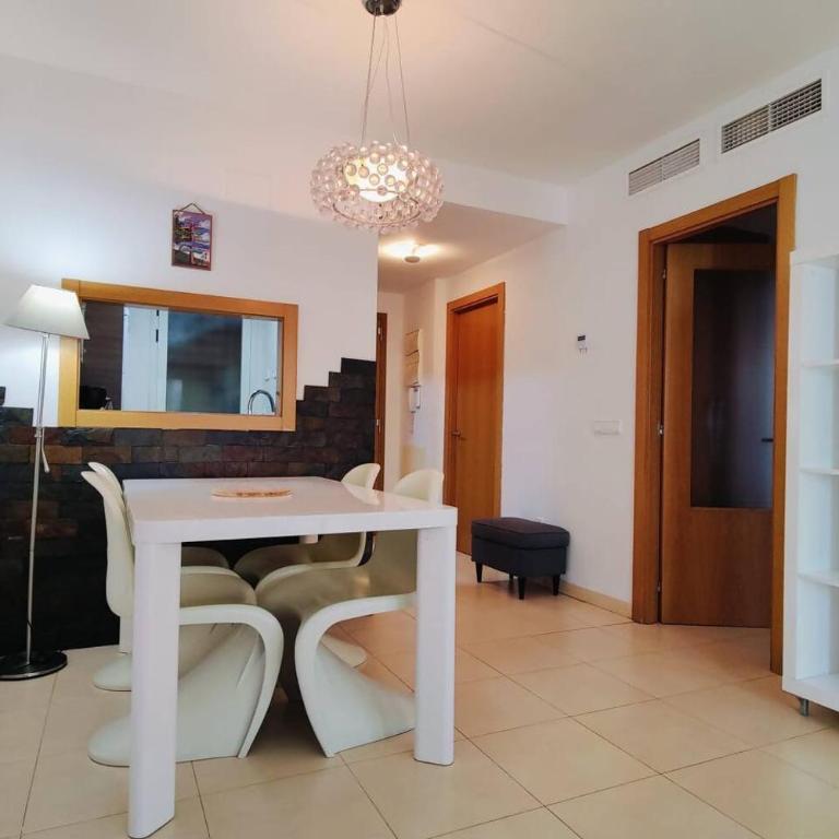 Blue Dream by Edeal HOMES - Two-Bedroom Apartment - 24