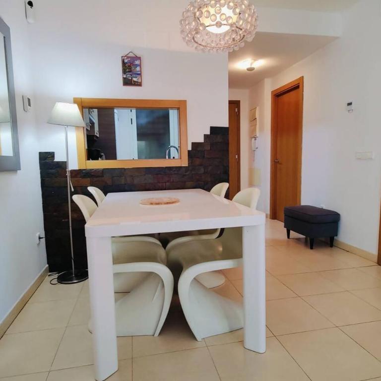 Blue Dream by Edeal HOMES - Two-Bedroom Apartment - 25