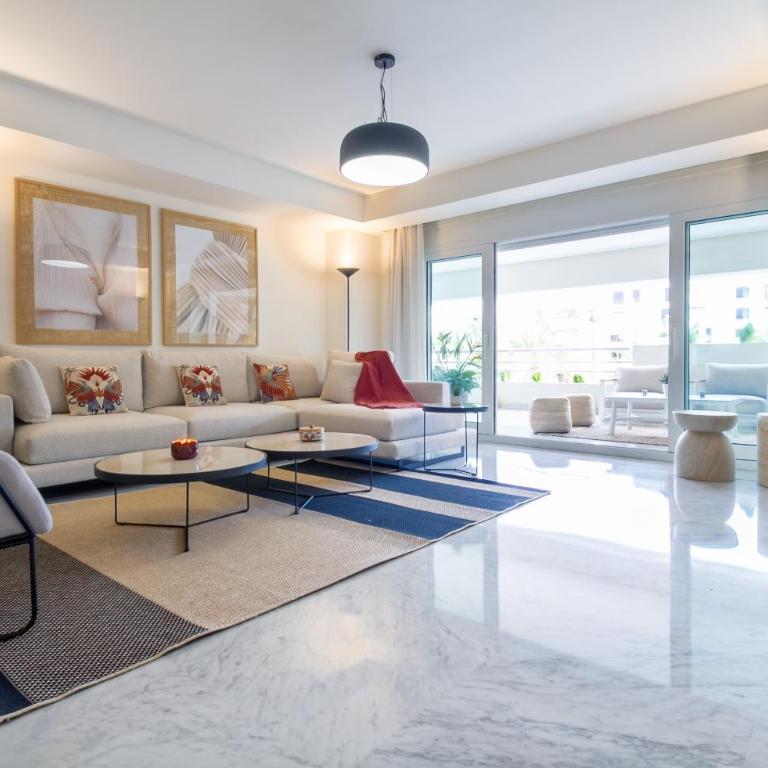MARBELLA BANUS SUITES - Playas del Duque Luxury - Apartamento Premium de 3 dormitorios con balcón - 3