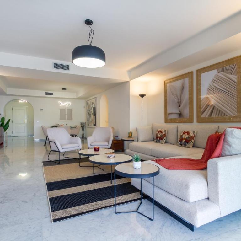 MARBELLA BANUS SUITES - Playas del Duque Luxury - Apartamento Premium de 3 dormitorios con balcón - 5