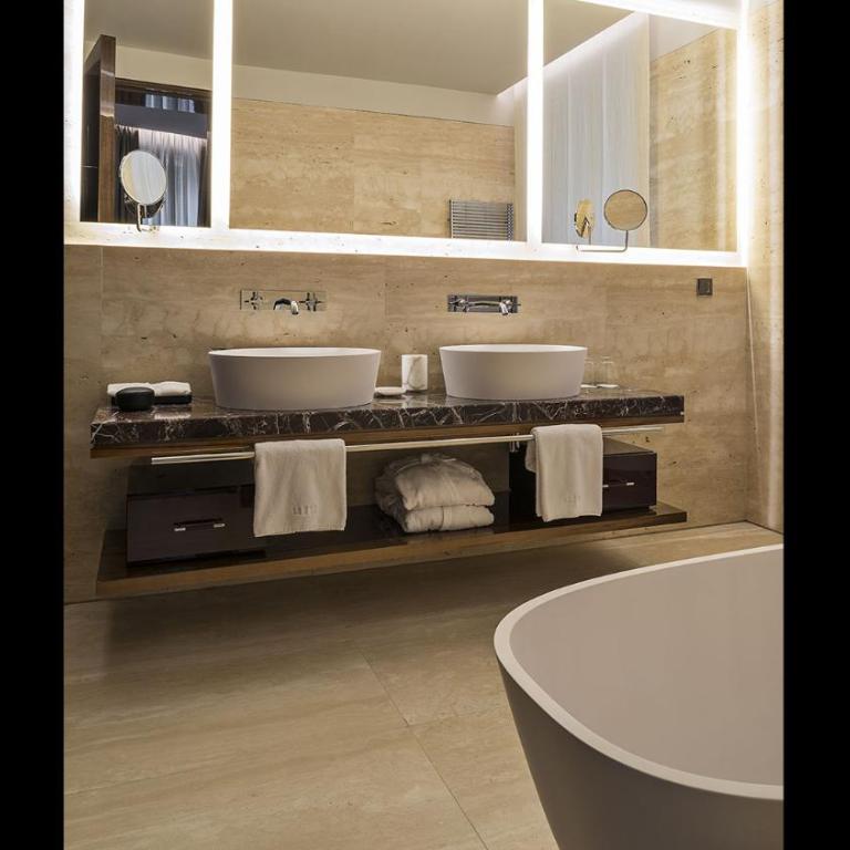 Fendi Private Suites - Small Luxury Hotels of the World - Suite King - 4