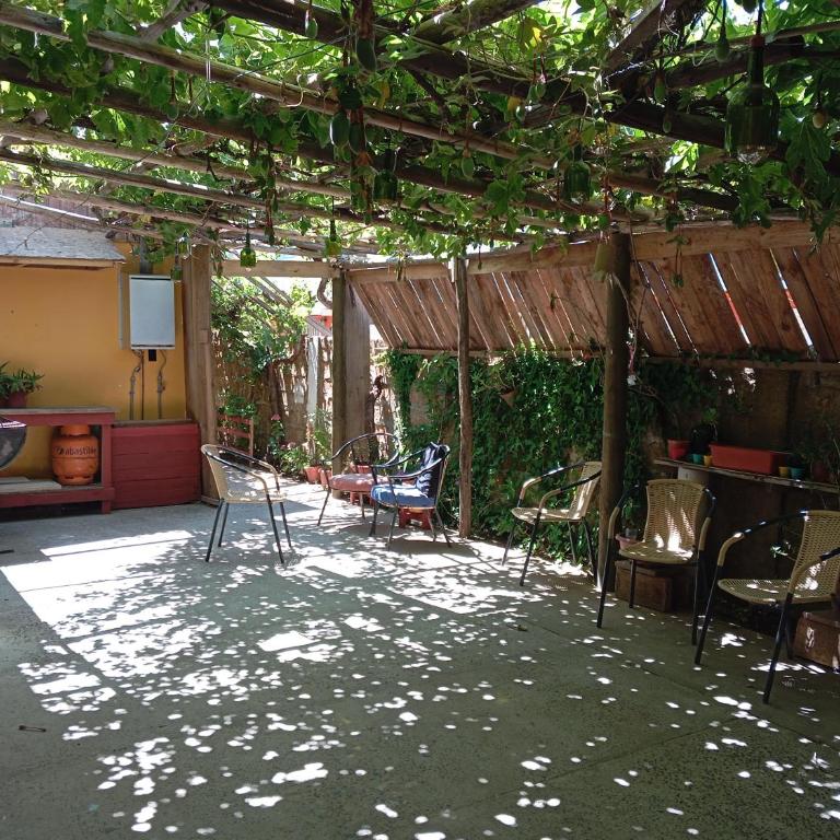 Casas en arriendo - Two-Bedroom House - 3