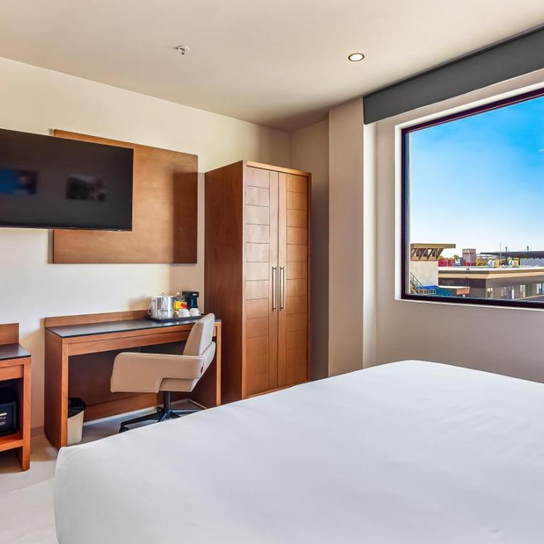 Hampton By Hilton Queretaro Juriquilla - King Room - 11