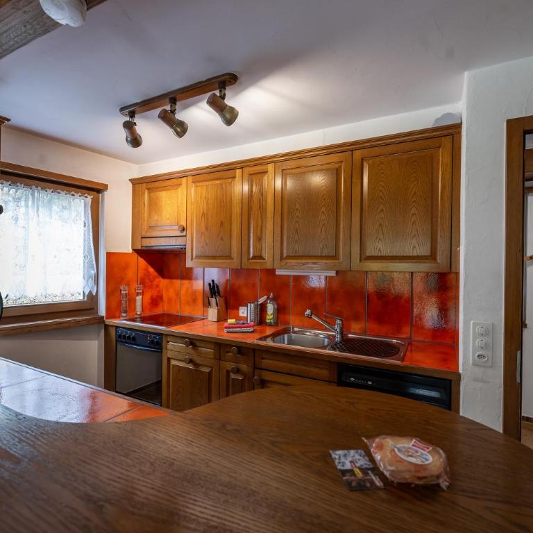 Half chalet with garden & balcony - 2' to Ski bus - Apartment mit 3 Schlafzimmern - 34