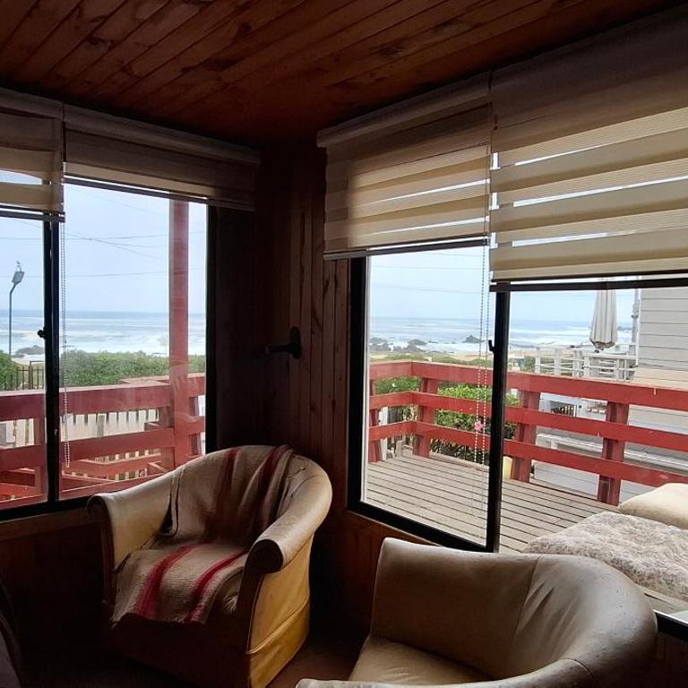 Casa familiar con hermosa vista al mar - Casa de 4 dormitorios - 11
