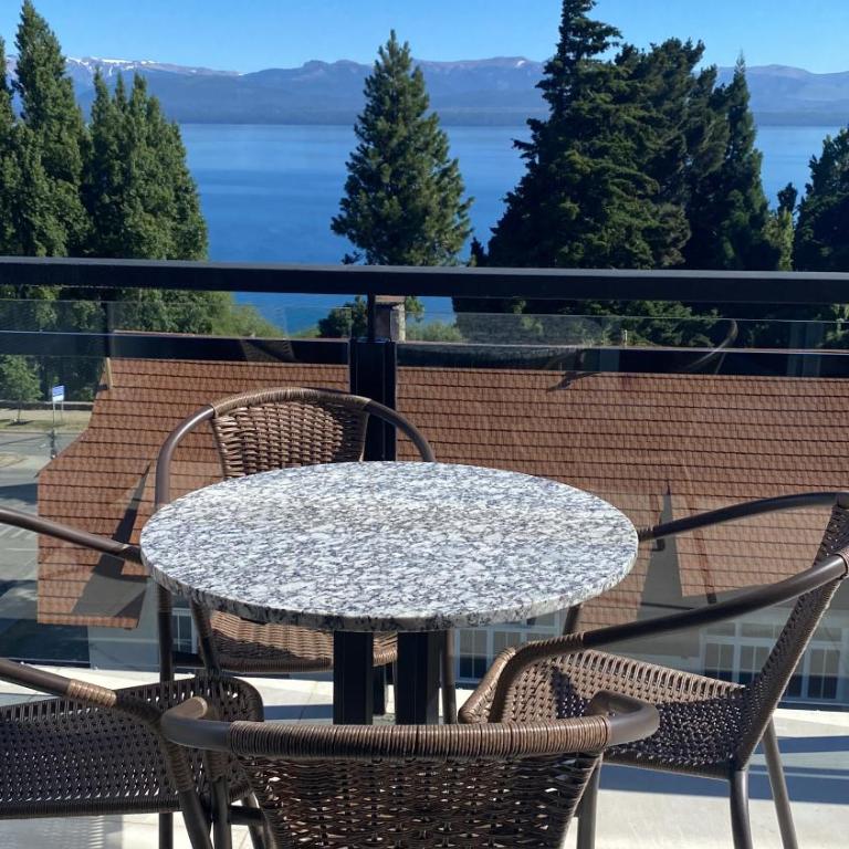 Lago1220 - One-Bedroom Apartment - 30