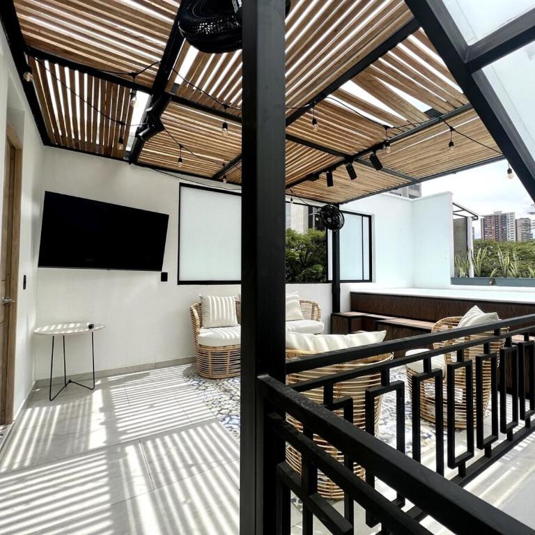 BORA BORA - Huge Jacuzzi, Rooftop & AC in Provenza - Apartment - 33