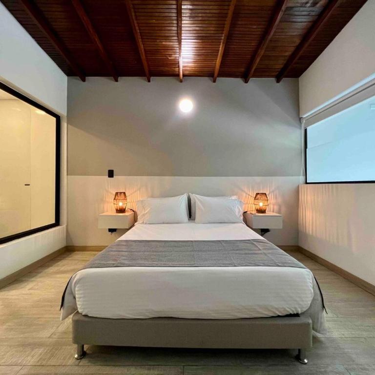 BORA BORA - Huge Jacuzzi, Rooftop & AC in Provenza - Apartment - 37