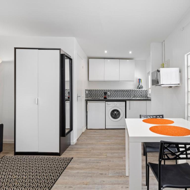 Nice Renting - PENCHIENATTI - Chic & Modern Urban Pearl Massena Old Nice - Appartement 1 Chambre - 9