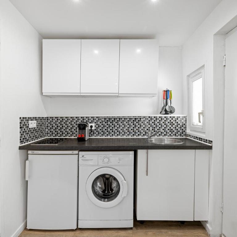 Nice Renting - PENCHIENATTI - Chic & Modern Urban Pearl Massena Old Nice - Appartement 1 Chambre - 11