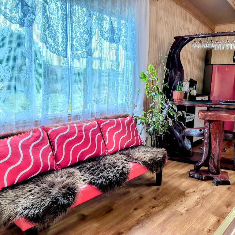 Cabañas entre Volcanes ,10 minutos de Puerto Varas, capacidad hasta 8 personas - Apartamento de 2 dormitorios con vistas al jardín - 1