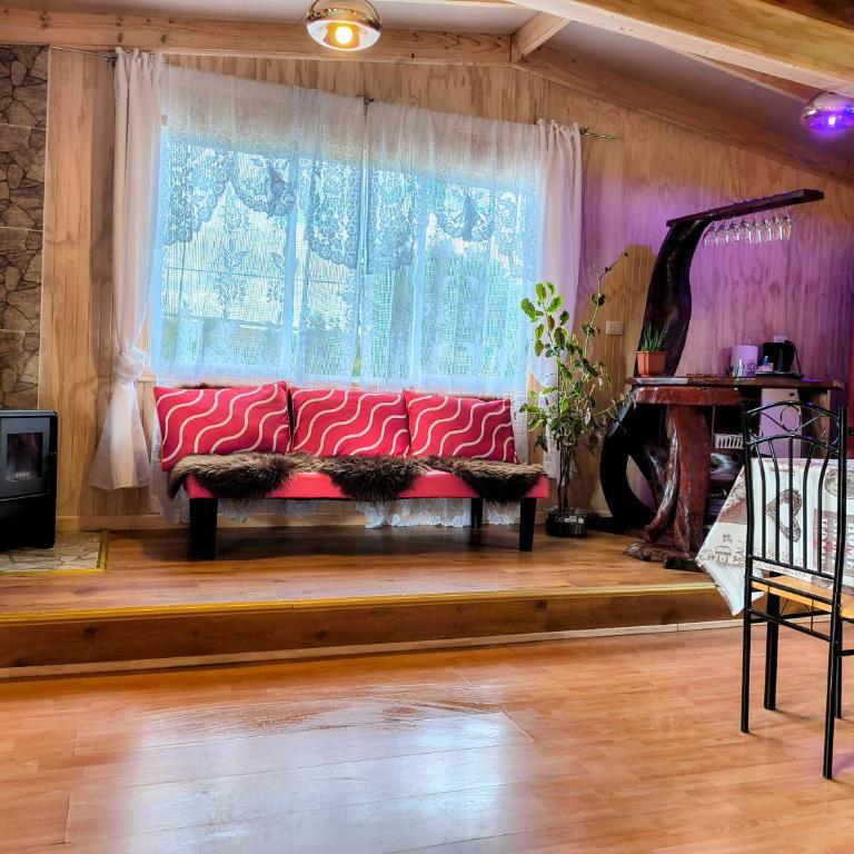 Cabañas entre Volcanes ,10 minutos de Puerto Varas, capacidad hasta 8 personas - Apartamento de 2 dormitorios con vistas al jardín - 6