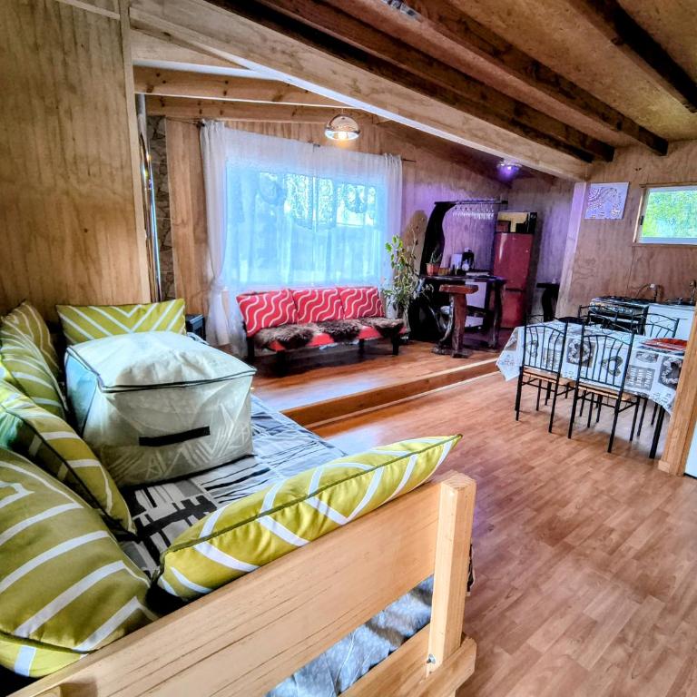 Cabañas entre Volcanes ,10 minutos de Puerto Varas, capacidad hasta 8 personas - Apartamento de 2 dormitorios con vistas al jardín - 14