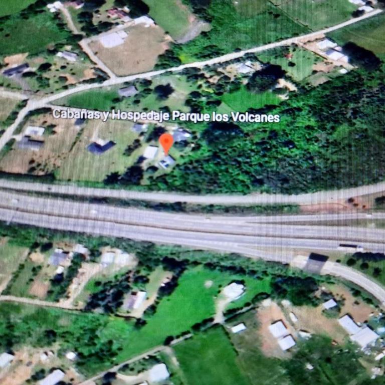 Cabañas entre Volcanes ,10 minutos de Puerto Varas, capacidad hasta 8 personas - Apartamento de 2 dormitorios con vistas al jardín - 19