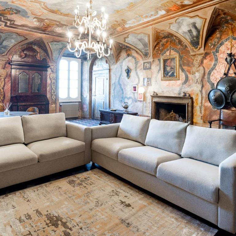 Historical dwelling in Palazzo Terzi - Villa - 10