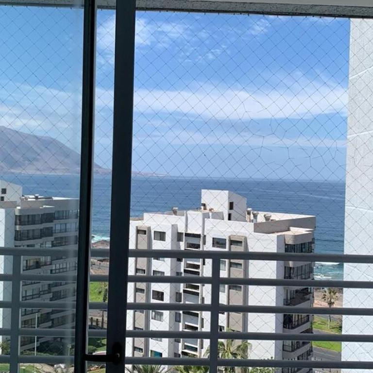 In front of Playa Brava Iquique - Apartamento de 2 dormitorios - 3
