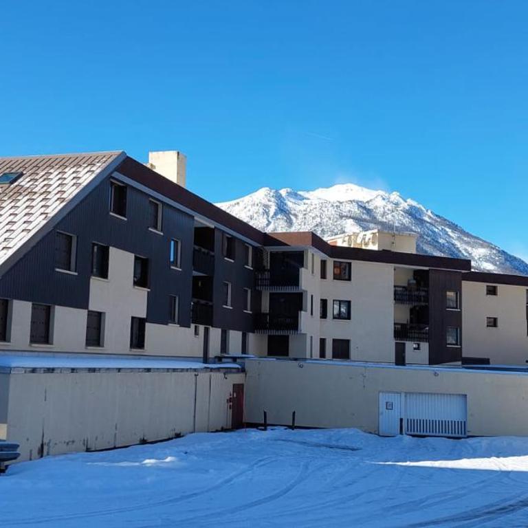 Studio 2 personnes Serre Chevalier 1350m LE BOIS DES COQS 5min des pistes avec balcon 5m2 parking et casier à ski - Studio avec Balcon - 15