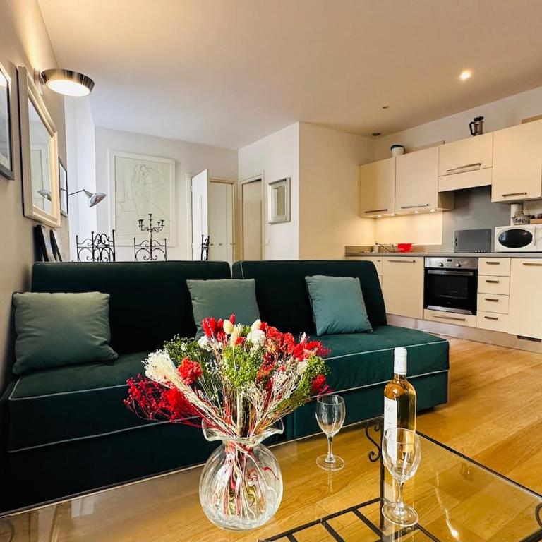New ! Charmant spacieux 2p Vieux-Nice calme - Appartement 2 Chambres - 1