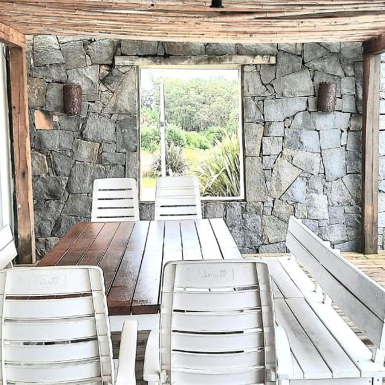 Buena Vista - Three-Bedroom House - 7