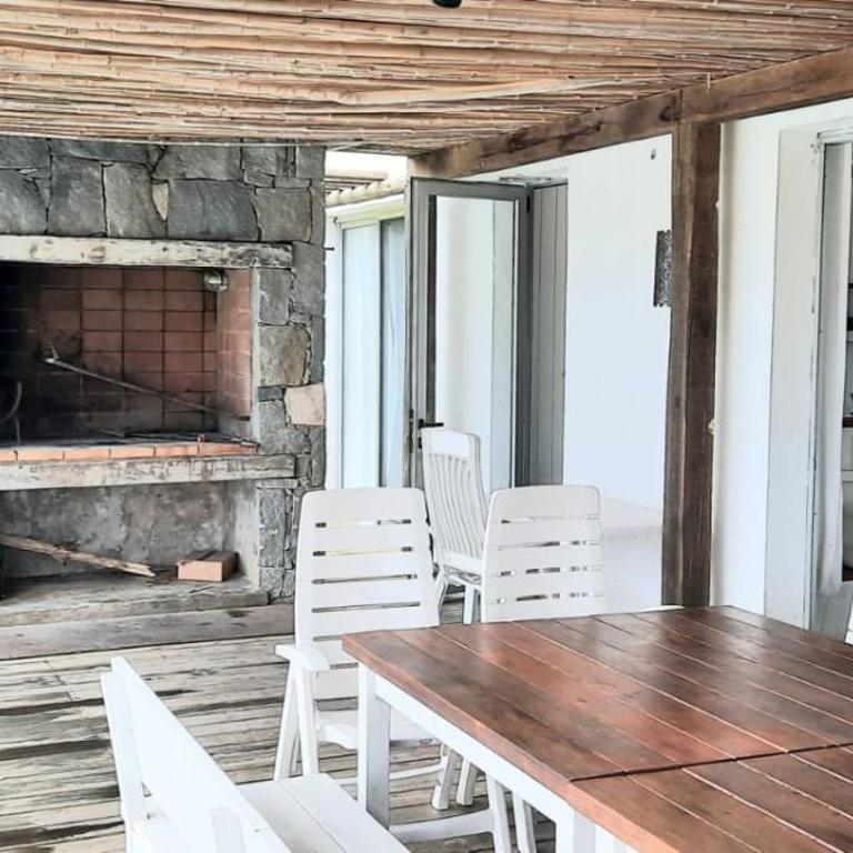 Buena Vista - Three-Bedroom House - 5