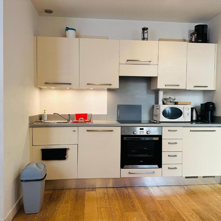 New ! Charmant spacieux 2p Vieux-Nice calme - Appartement 2 Chambres - 2