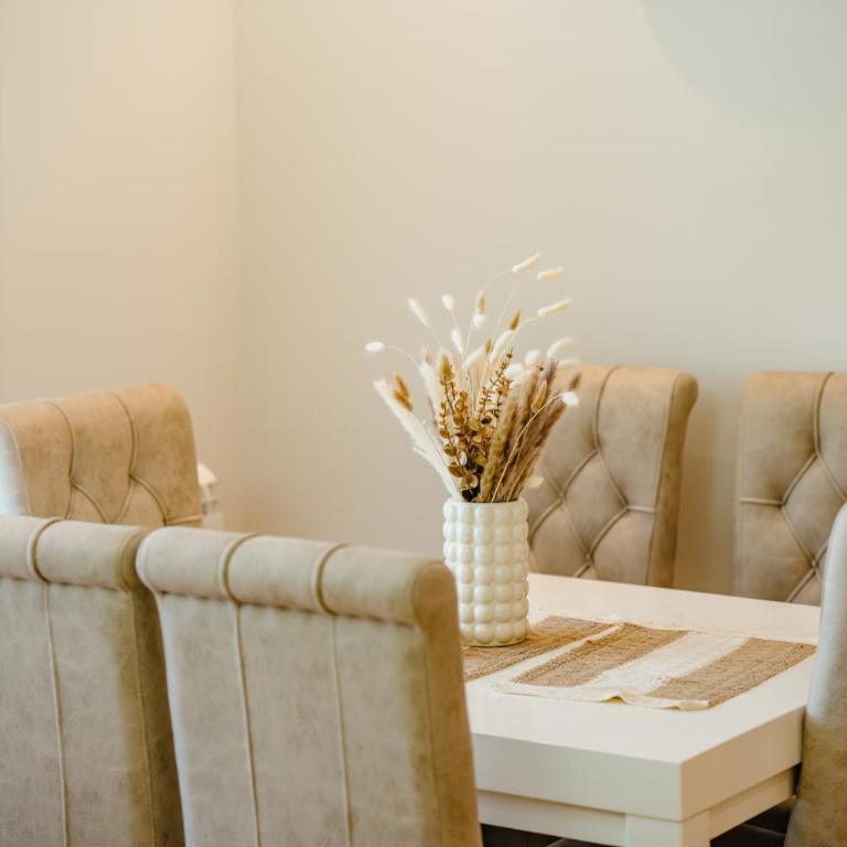 Albatros lux - One-Bedroom Apartment - 5