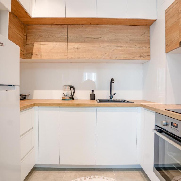 Albatros lux - One-Bedroom Apartment - 21