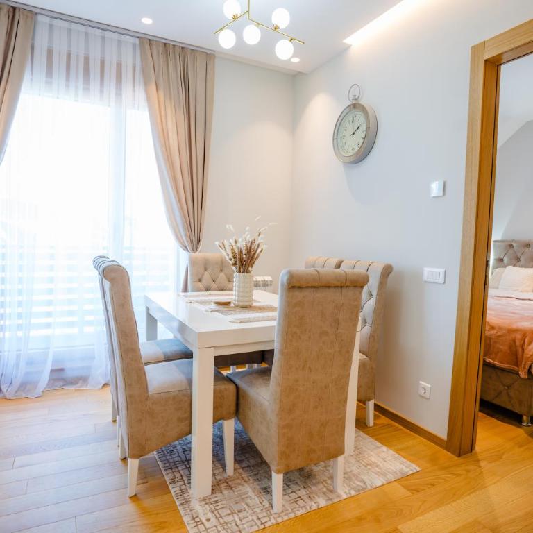 Albatros lux - One-Bedroom Apartment - 26