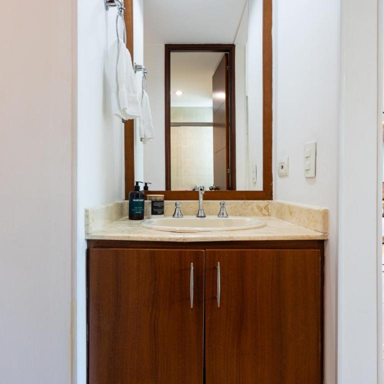 Superb Apartment in Central Poblado - Apartamento de 1 dormitorio - 34