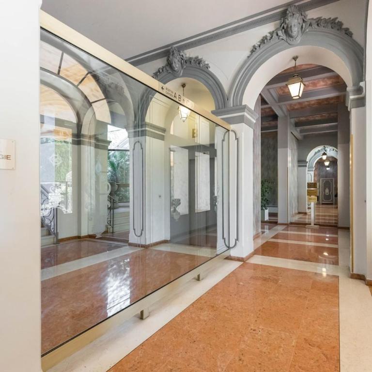 Superbe studio Nice hyper centre immeuble standing - Appartement 1 Chambre - 8