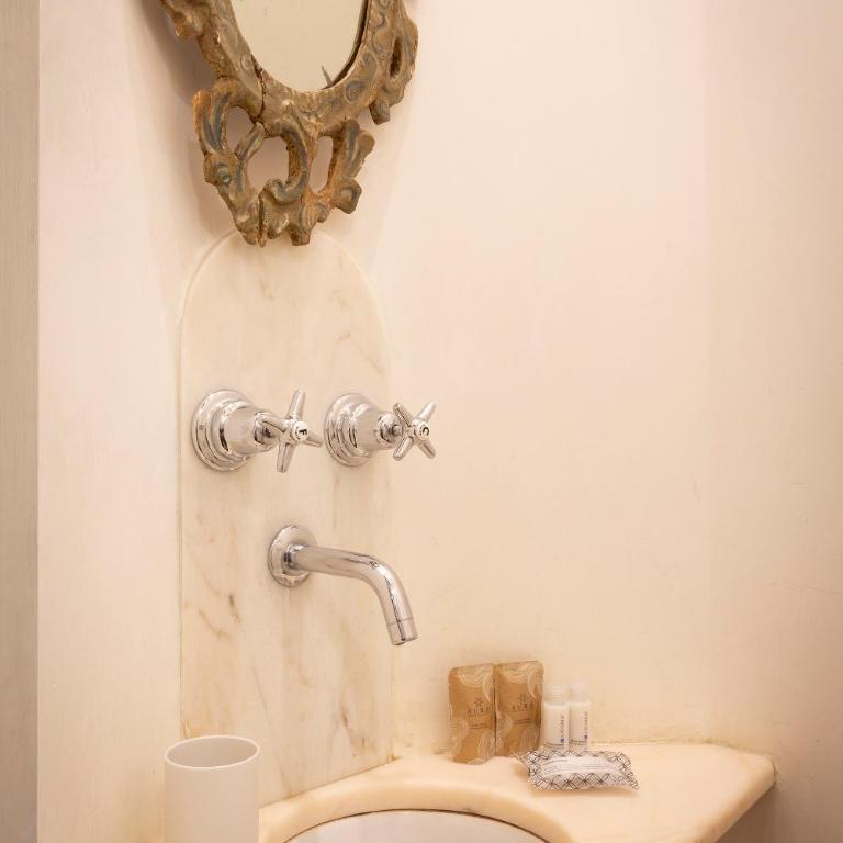 Vittore Rooms & Apartment - Double Room with Private External Bathroom - 4
