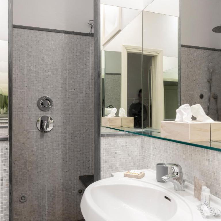 Vittore Rooms & Apartment - Deluxe Apartment - 4